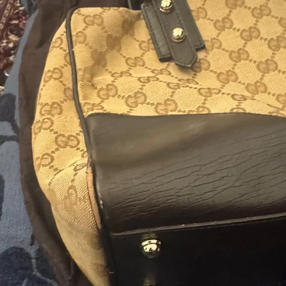 Authentic Gucci Beige and Dark Brown bag - Picture 7 of 15